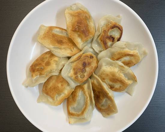Chicken and Sweet Corn Dumplings 鸡肉玉米饺
